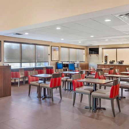 Comfort Suites Wilson - I - 95 Kültér fotó