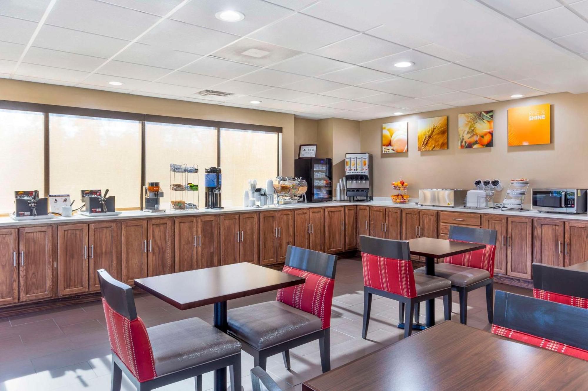 Comfort Suites Wilson - I - 95 Kültér fotó