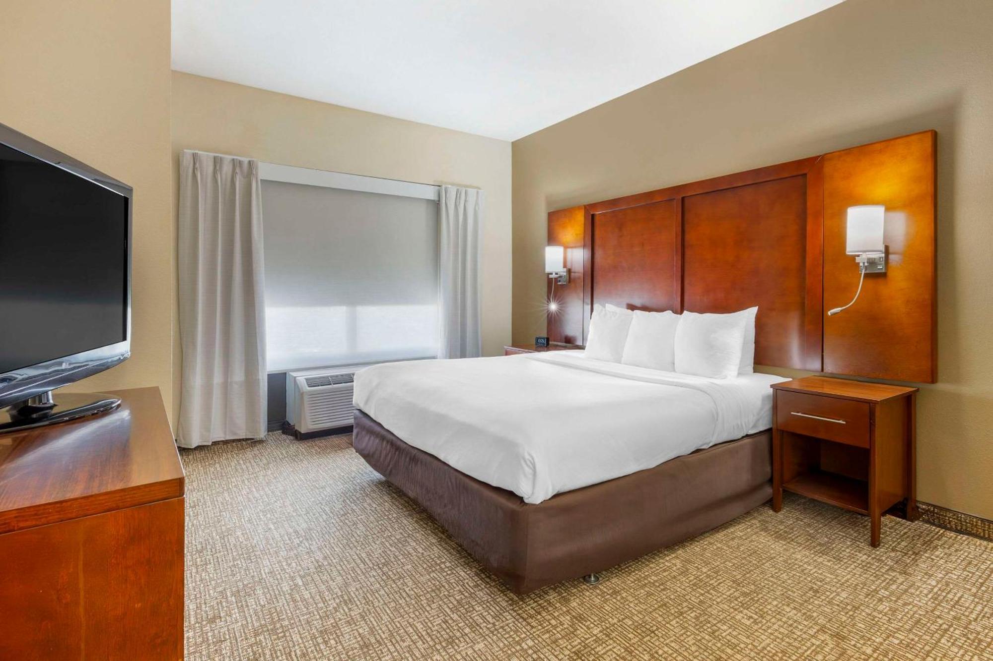 Comfort Suites Wilson - I - 95 Kültér fotó