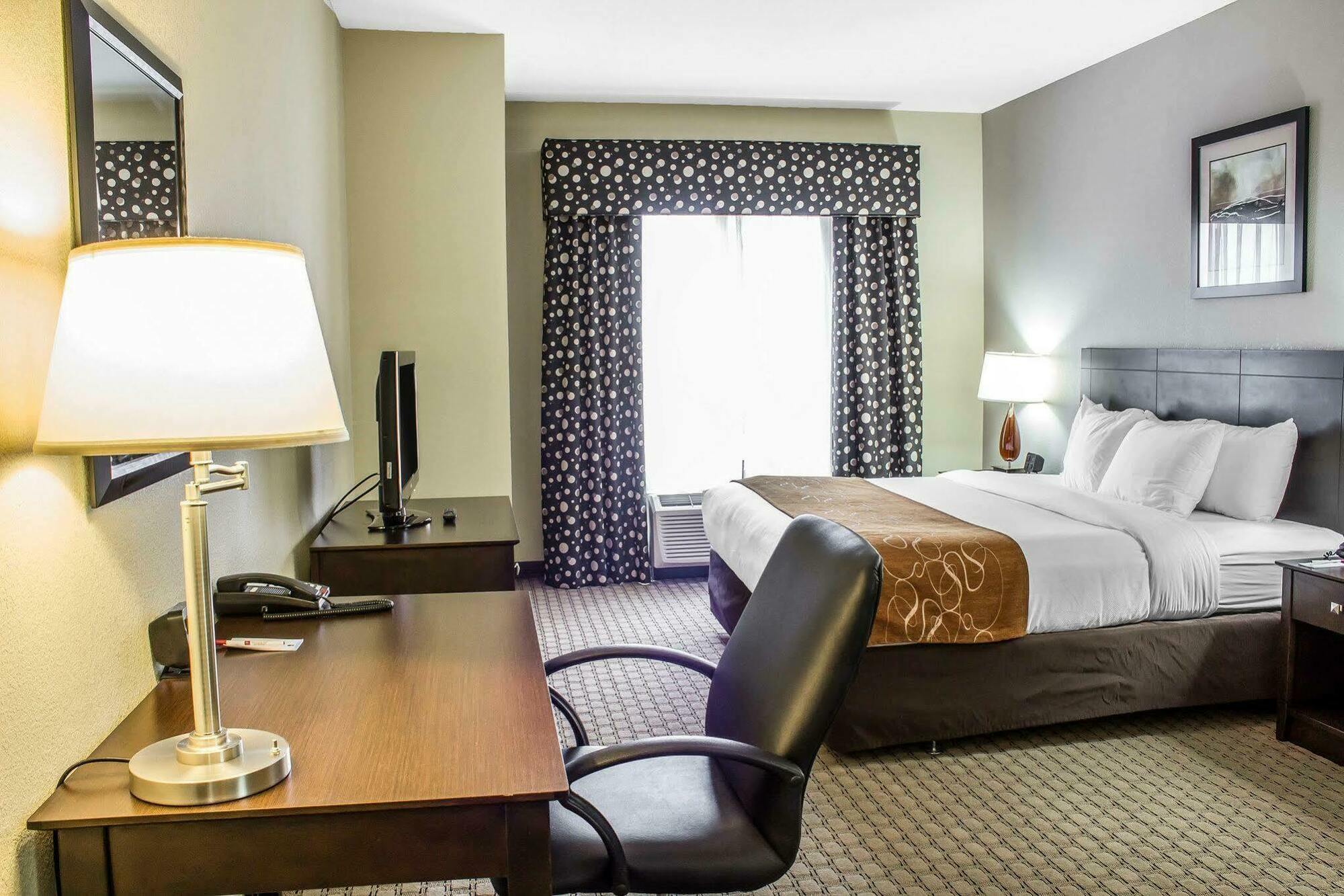 Comfort Suites Wilson - I - 95 Kültér fotó